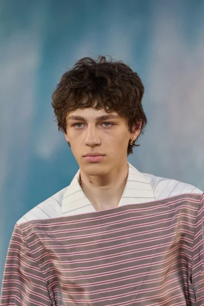 Look 208